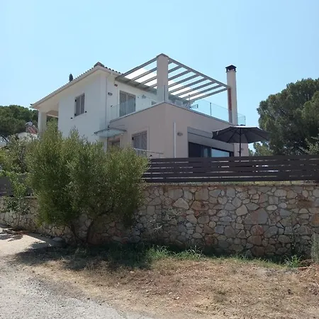 Villa Villa-anatoli *